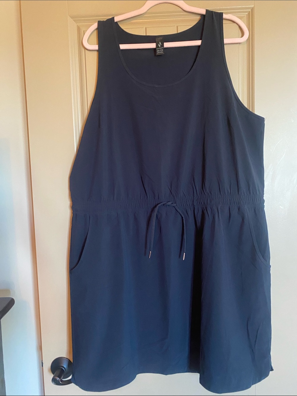 Sleeveless Black Drawstring Waist Women's dress 2xl